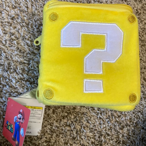 Nintendo Super Mario Yellow Question Block Plush - Picture 1 of 4